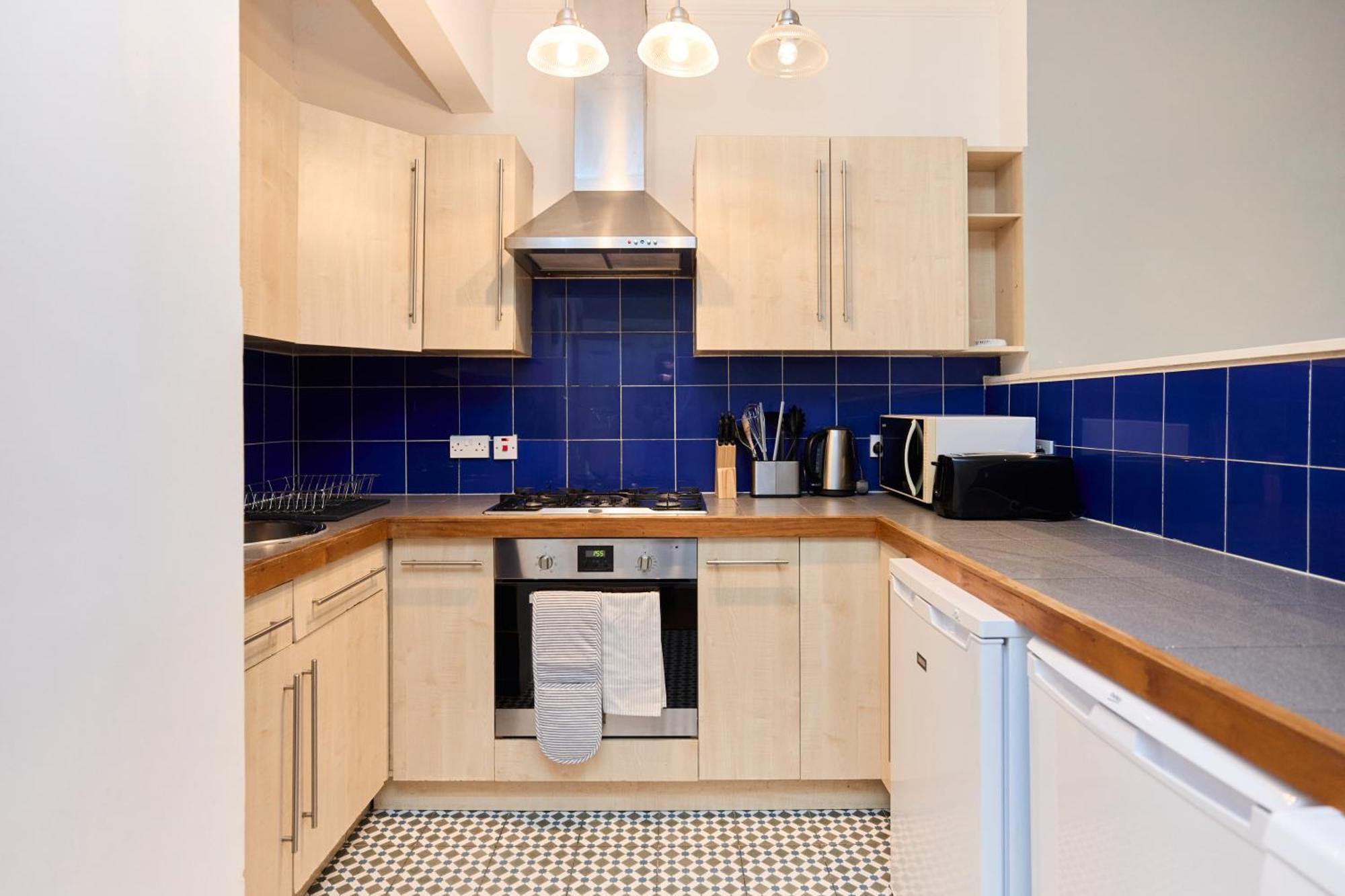 The West Hampstead Place - Inviting 2bdr * Лондон