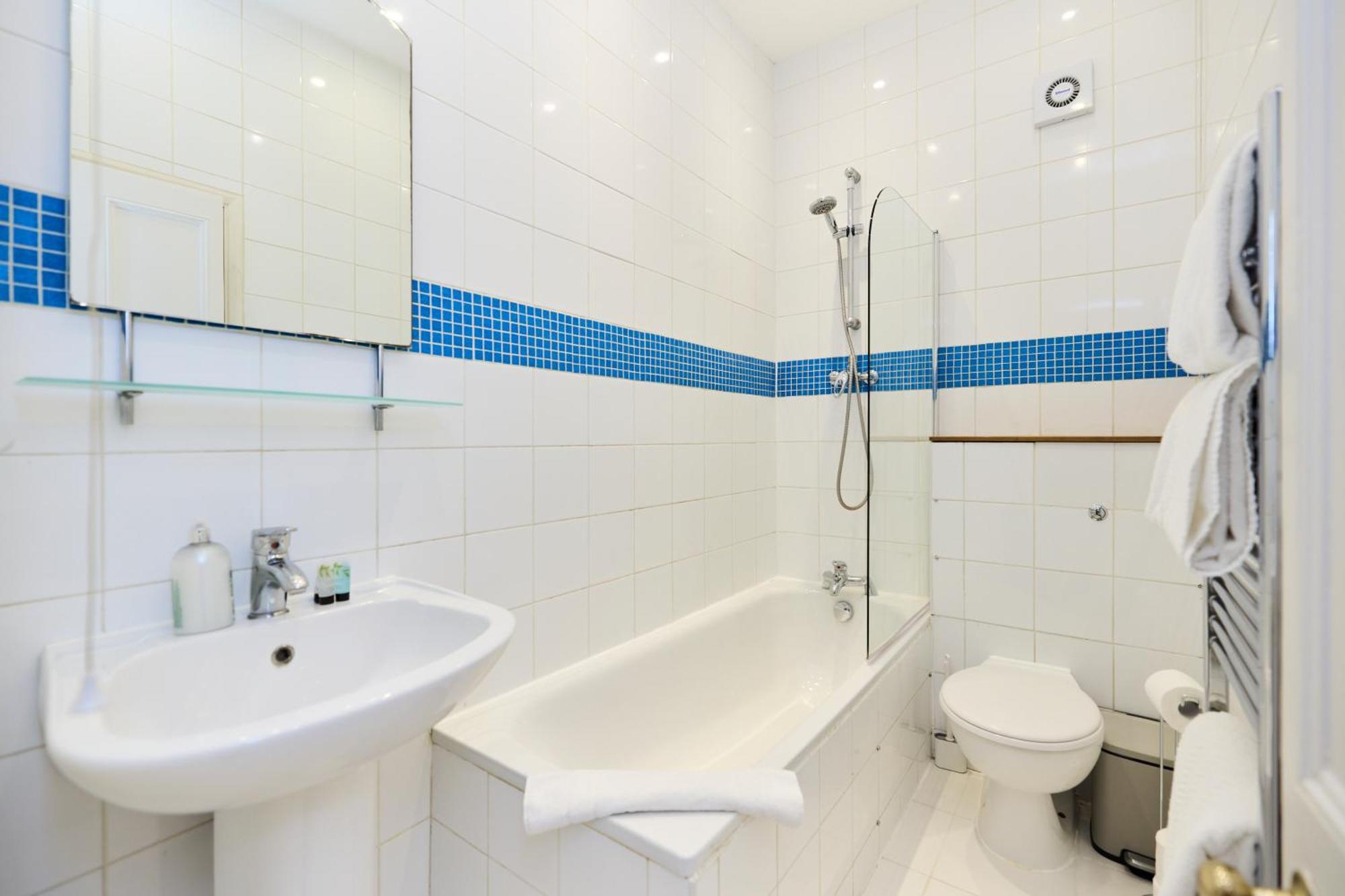 The West Hampstead Place - Inviting 2bdr Лондон